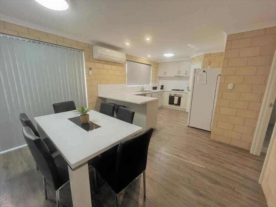 By The Sea Apartment